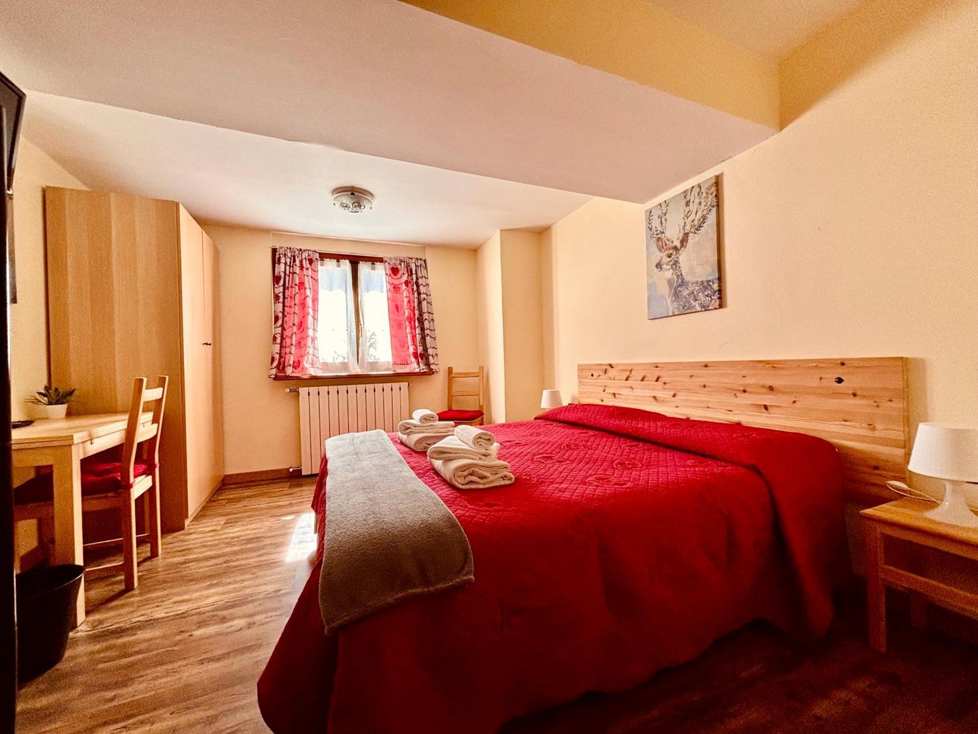 Hotel Piccolo Chalet Клавире Экстерьер фото