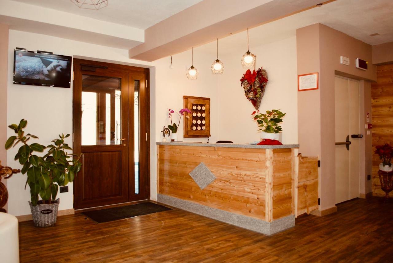 Hotel Piccolo Chalet Клавире Экстерьер фото